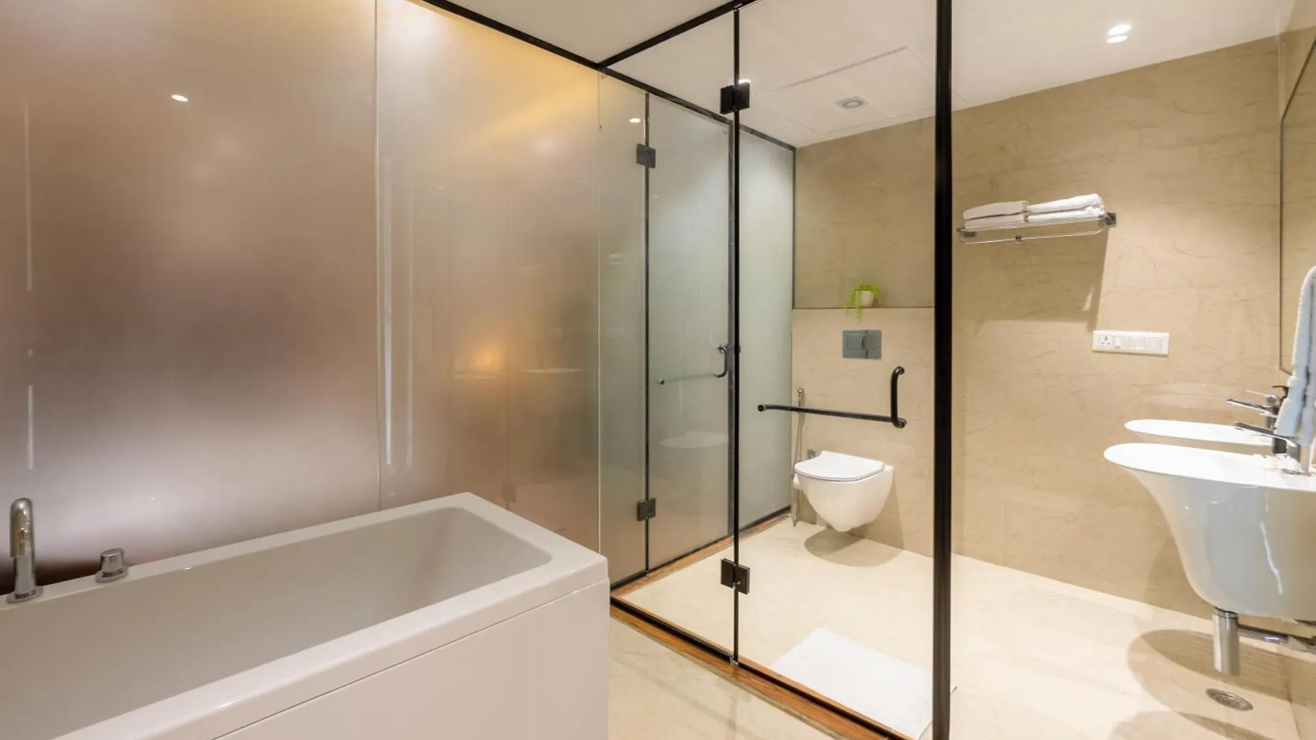 Saltstayz Premier Suite Chandigarh Mohali Sohana 3*,