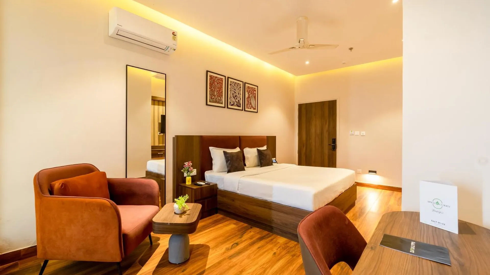 Saltstayz Premier Suite Chandigarh Mohali Sohāna 3*,